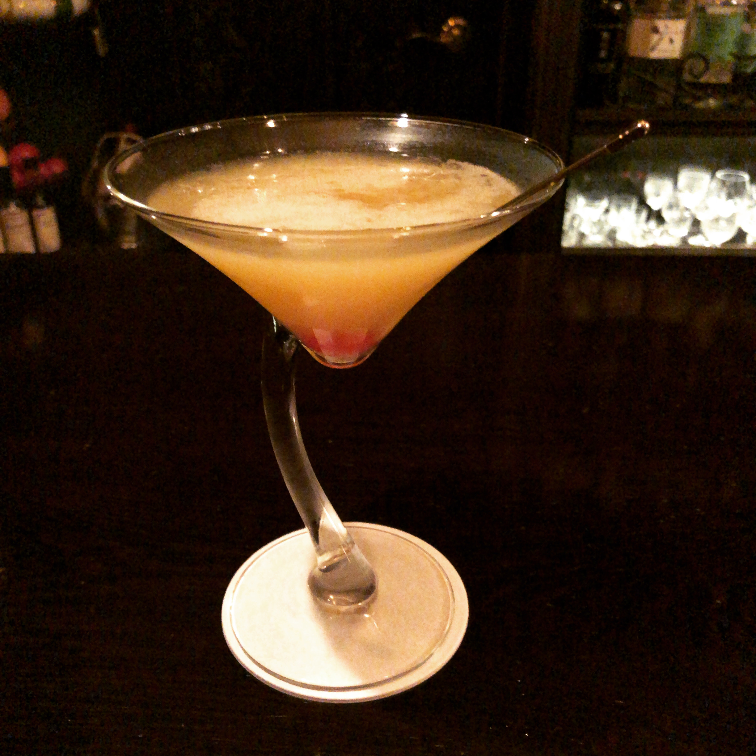 神奈川・横浜（馬車道/関内）のカクテルバー『Bar Noble』で優雅に一人飲み