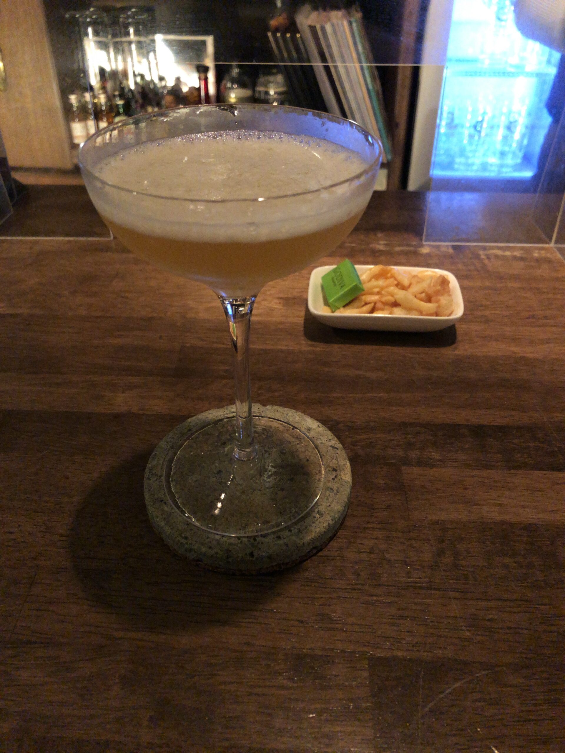 栃木・宇都宮のカクテルバー『パイプのけむり AOKI』で一人飲み
