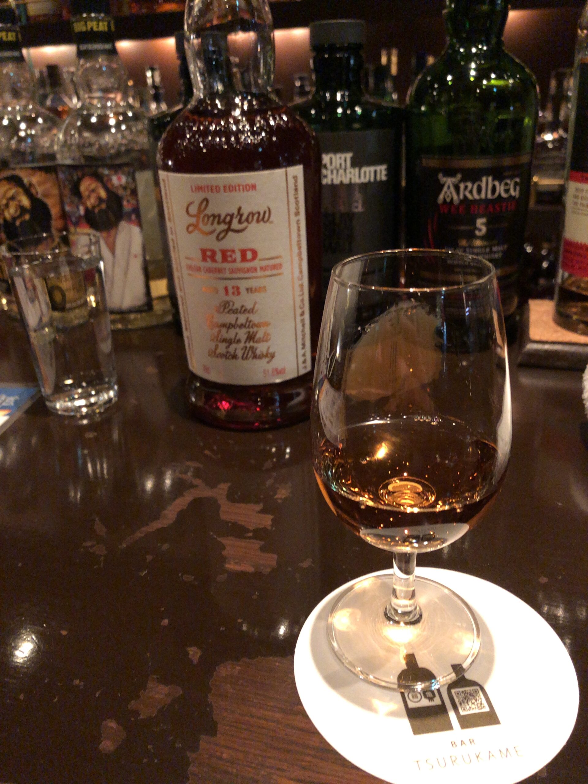 日本橋・人形町のウィスキーバー『BAR 鶴亀』で静かに二次会飲み