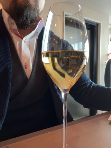 お酒の資格を紹介！ワイン・ウイスキー・日本酒の広くて深い世界を探究