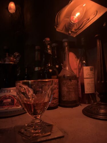 高級でハイセンスな東京都のオシャレバー15選！極上の一人飲み・バーデートを堪能しよう