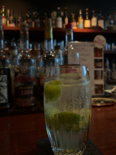 目黒・白金の『バーロマニ』でラム・葉巻（シガー）を堪能！