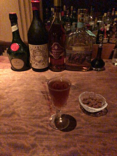 ウイスキーを使ったカクテル20選！おすすめのスコッチ・バーボンなども紹介