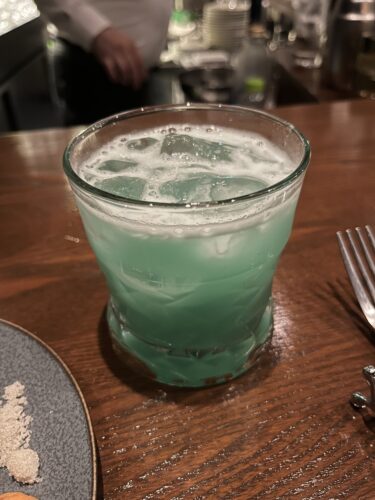 日本橋の『BAR & DINING GIFT』でカクテルと食事を堪能